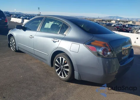 2010 Nissan Altima 2.5 S из США, поврежденный, VIN 1N4AL2AP5AN521373